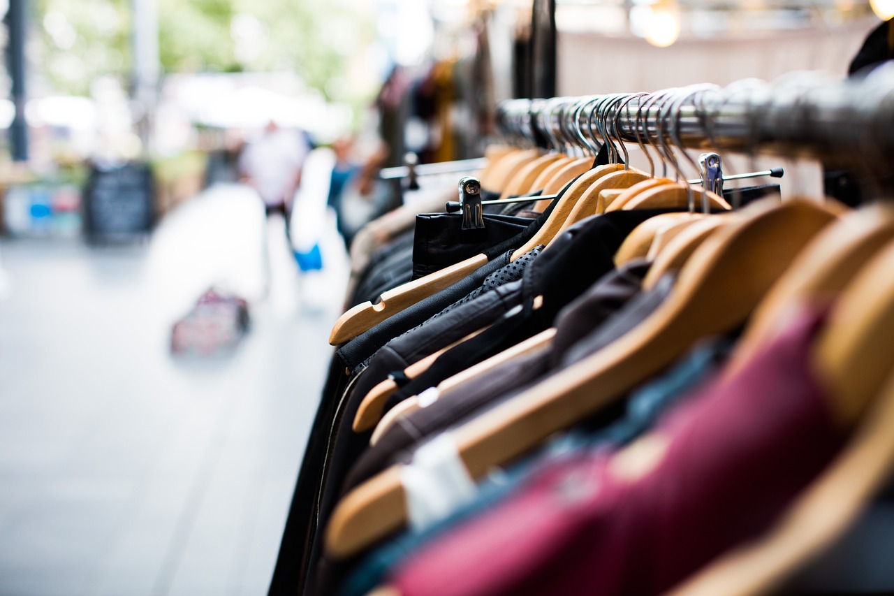 used gear, outdoor, clothing, shopping, market, jacket, rack, shirt, shop, wear, clothing shop, clothing store, clothing, clothing, clothing, clothing, shopping, shopping, shopping, shopping, shopping, shop