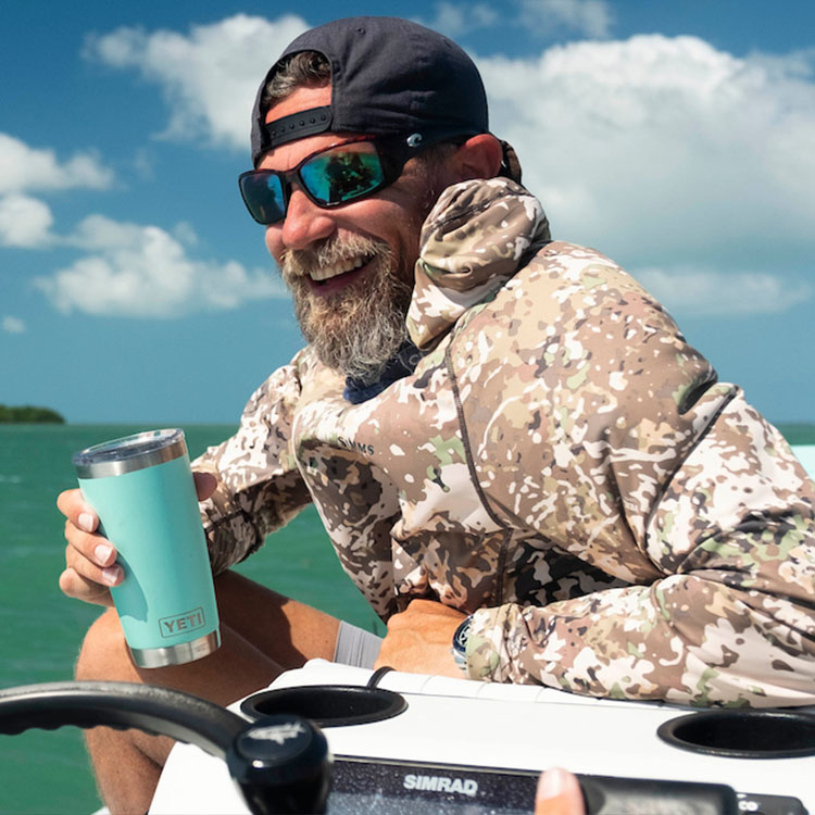 YETI Rambler 20 oz. - Artic Blue - Kissimmee Valley Feed