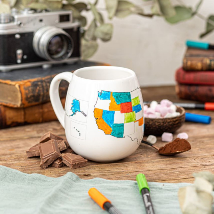 Trouvaille Global Color In Ceramic Mug