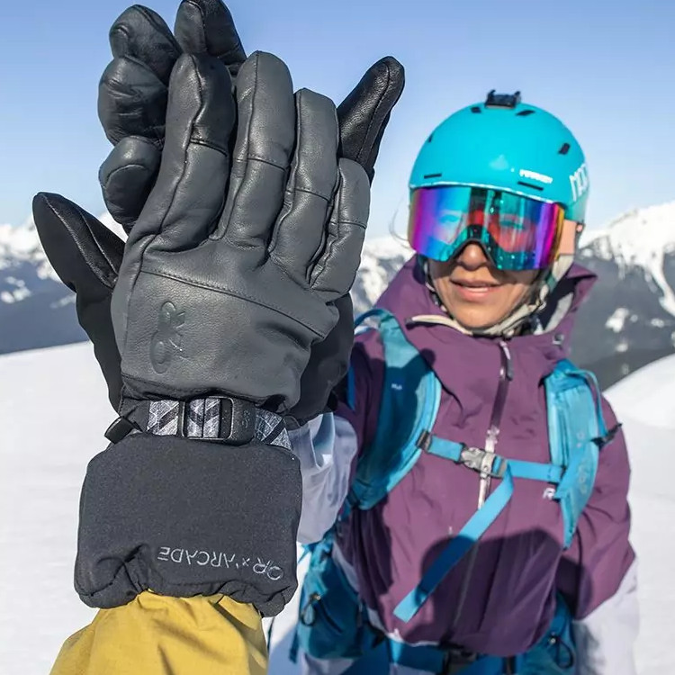 Outdoor Research Carbide Sensor Gloves – Men’s