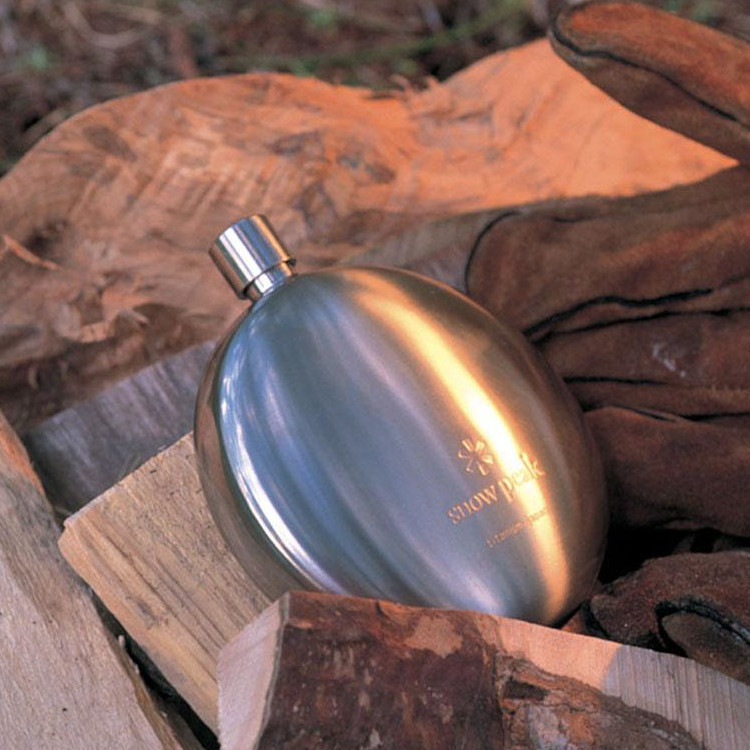Snow Peak Titanium Curved Round Flask